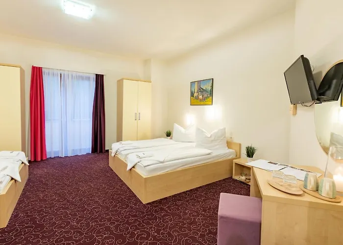 Jakec Trije Kralji Na Pohorju 3*