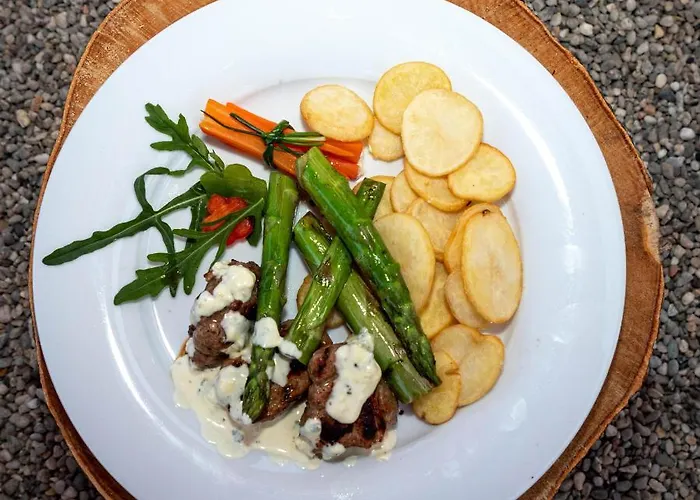 Jakec Trije Kralji Na Pohorju Hotel