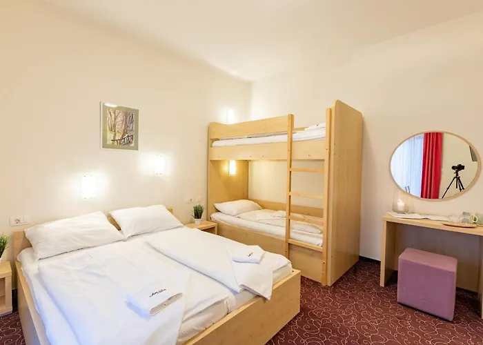 Hotel Jakec Trije Kralji Na Pohorju 3*